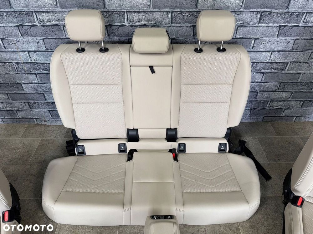 BMW X1 U11 WNĘTRZE FOTELE KANAPA BOCZKI SPORTSITZE SENSATEC OYSTER MANUAL - 7