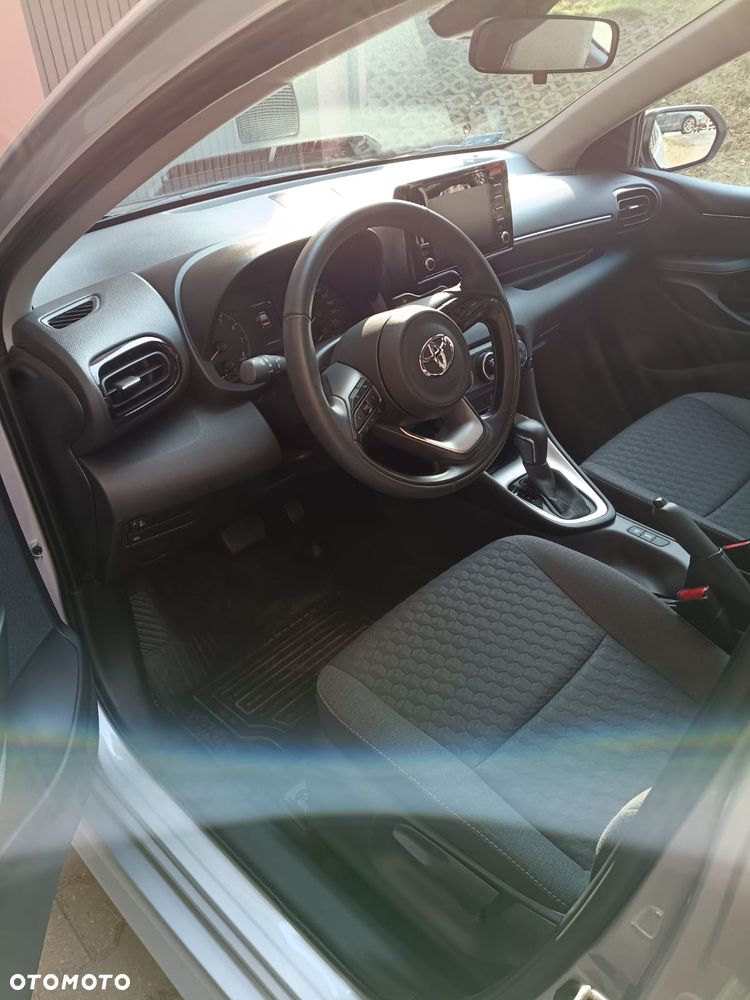 Toyota Yaris 1.5 Comfort CVT - 5