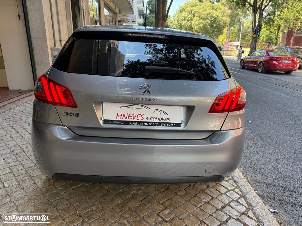 Peugeot 308 1.2 PureTech Style - 3