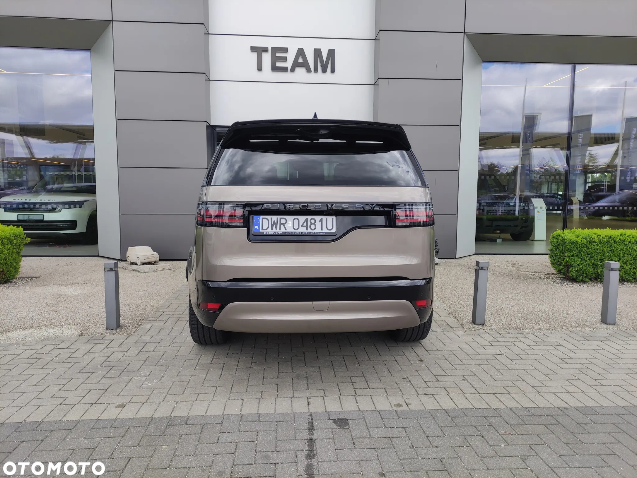 Land Rover Discovery - 11