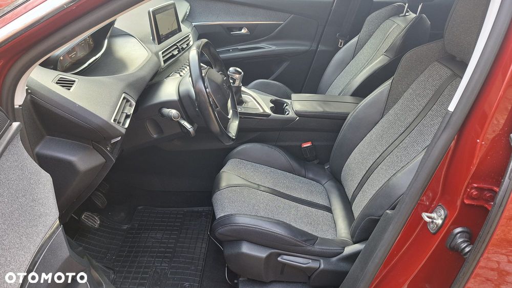 Peugeot 3008 PureTech 130 Stop & Start GPF Allure - 12