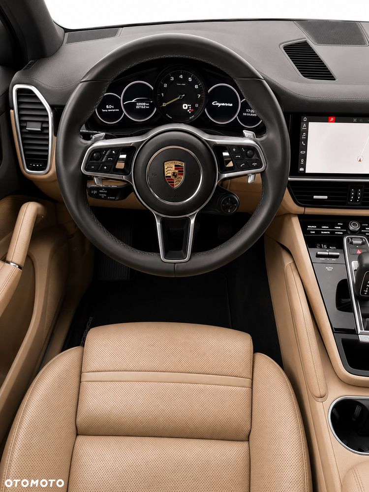 Porsche Cayenne - 6