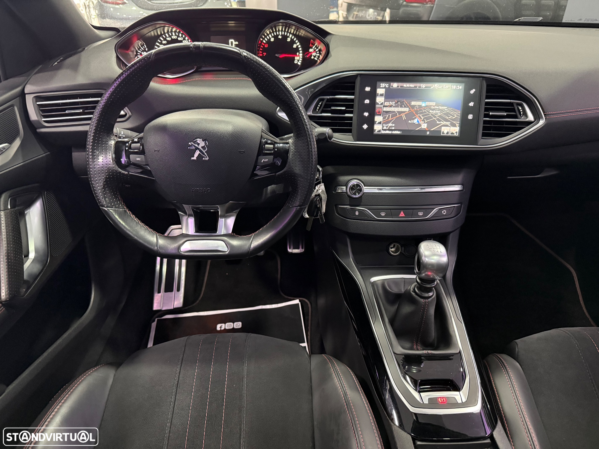 Peugeot 308 1.2 PureTech GT Line - 26
