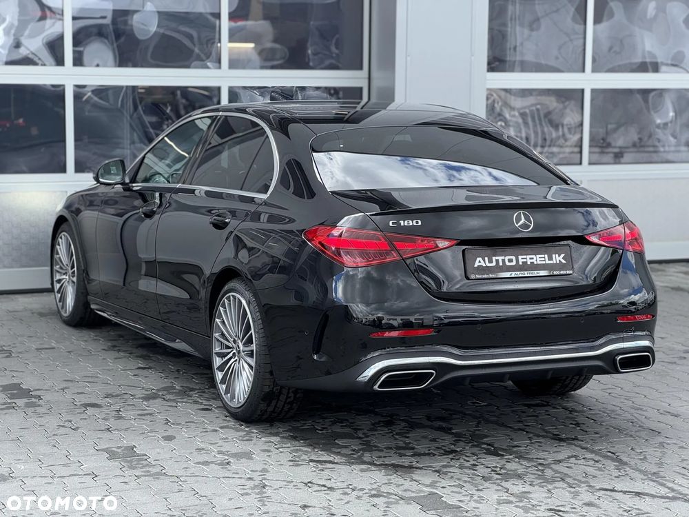 Mercedes-Benz Klasa C 180 9G-TRONIC AMG Line Advanced - 11