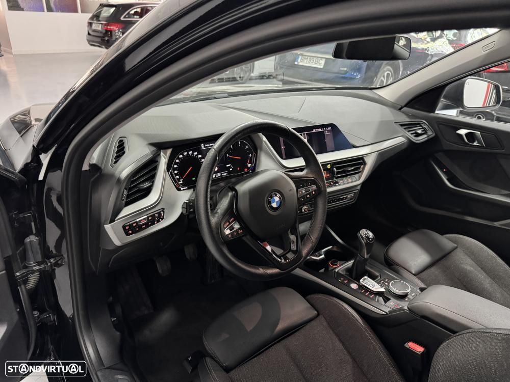 BMW 116 d Sport Line - 25