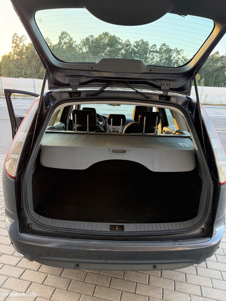 Ford Focus SW 1.6 TDCi Sport - 17