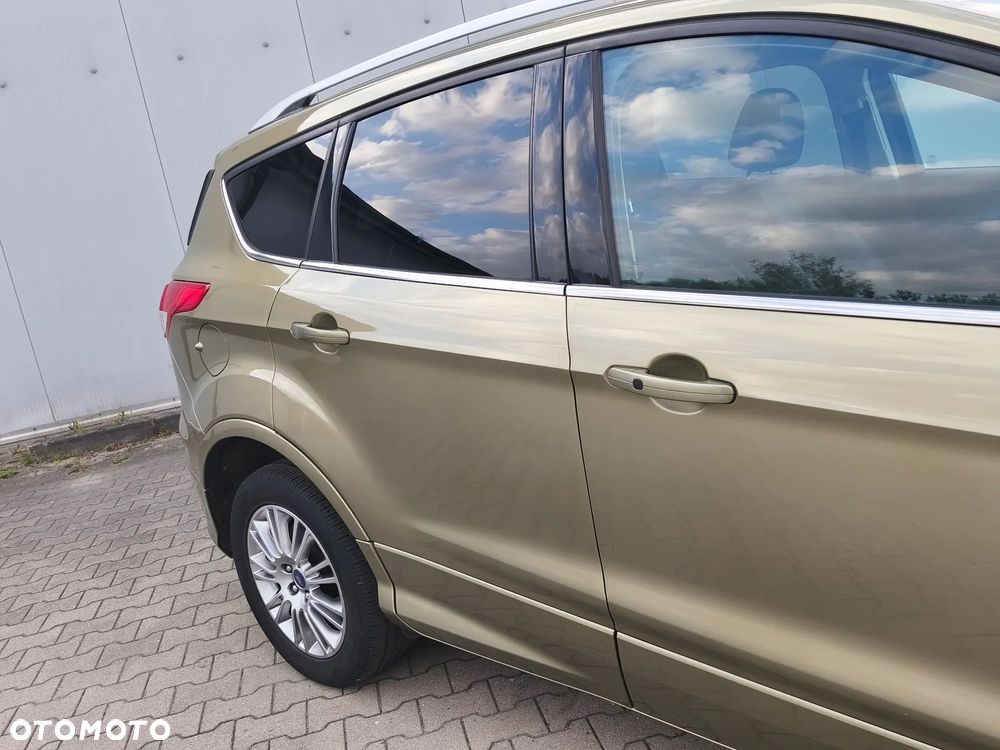 Ford Kuga 2.0 TDCi 4x4 Titanium - 16