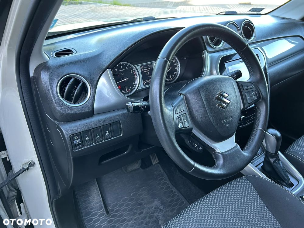 Suzuki Vitara 1.6 Premium 2WD - 17