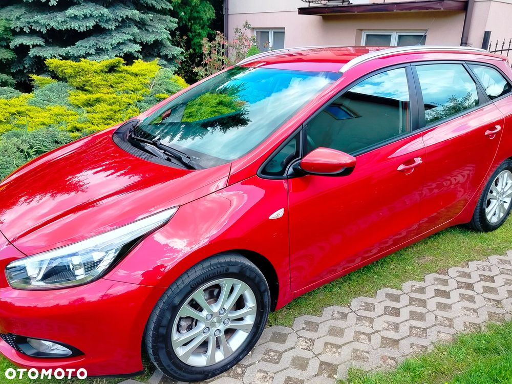 Kia Ceed - 21