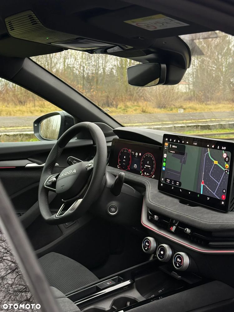 Skoda Superb 2.0 TSI Sportline DSG - 13
