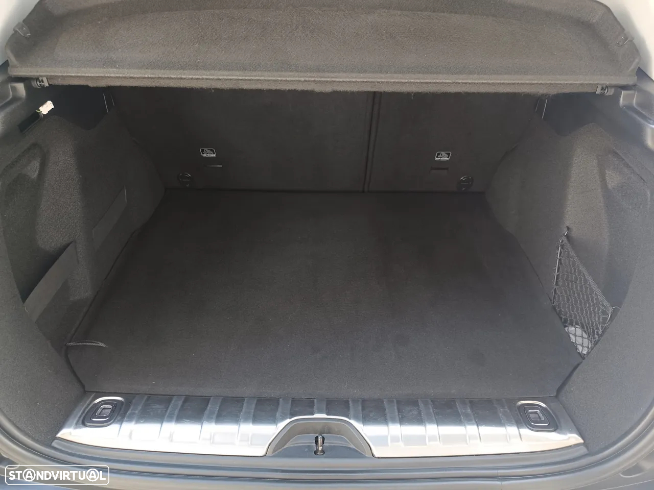 Peugeot 2008 1.2 PureTech GT Line - 36