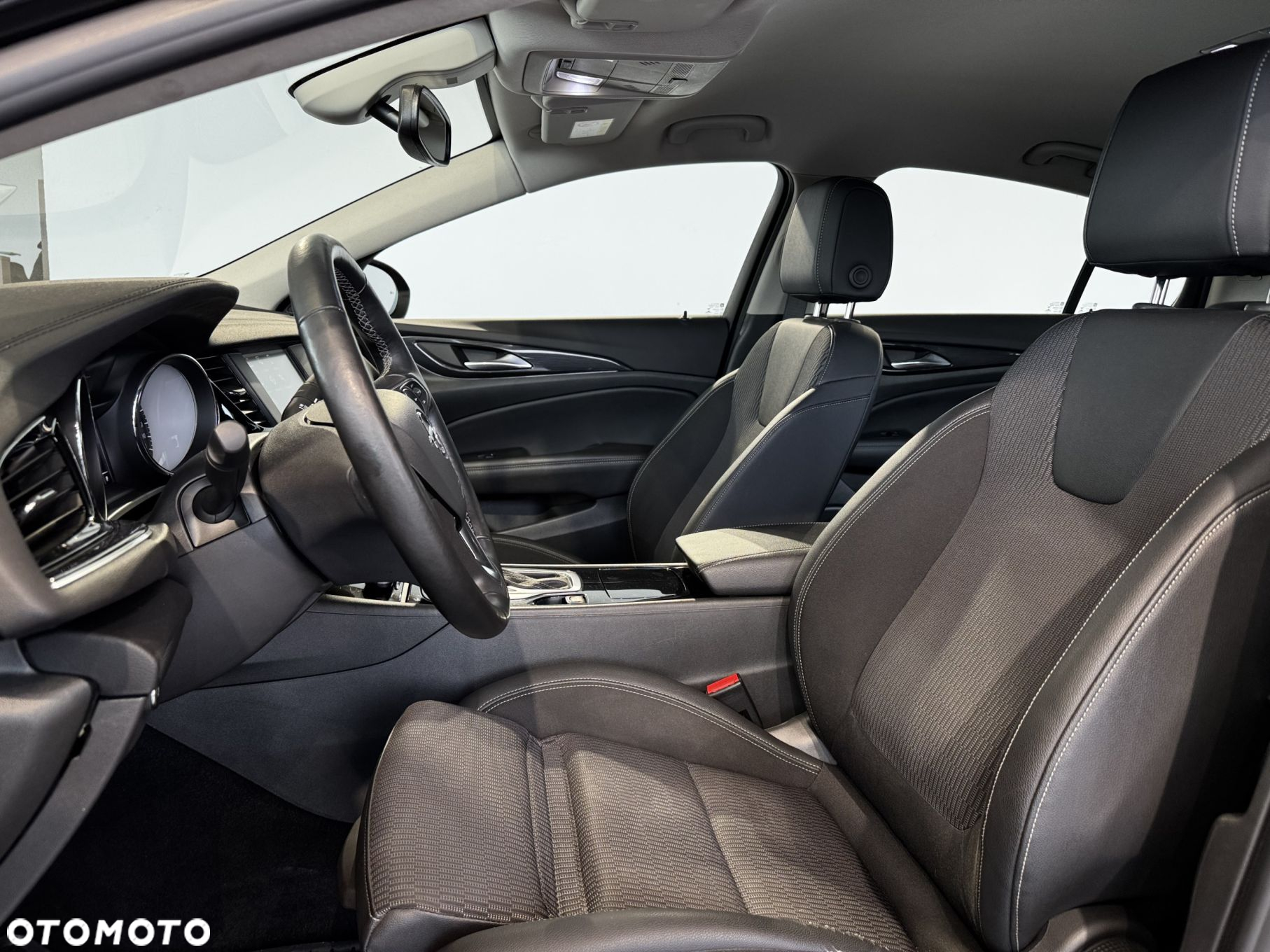Opel Insignia - 14