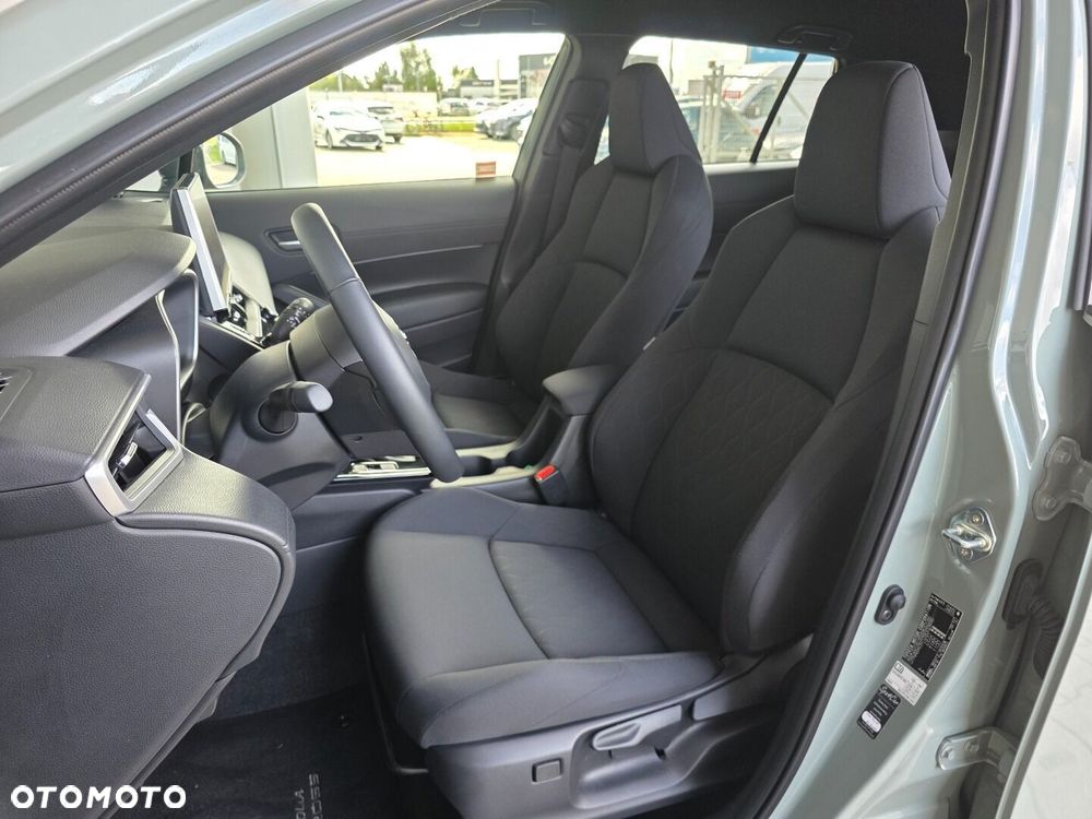Toyota Corolla Cross - 19