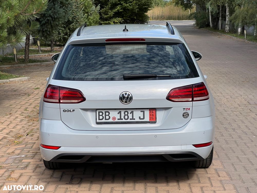 Volkswagen Golf 1.6 TDI Comfortline - 4