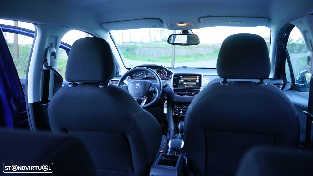 Peugeot 2008 1.2 PureTech Style - 35