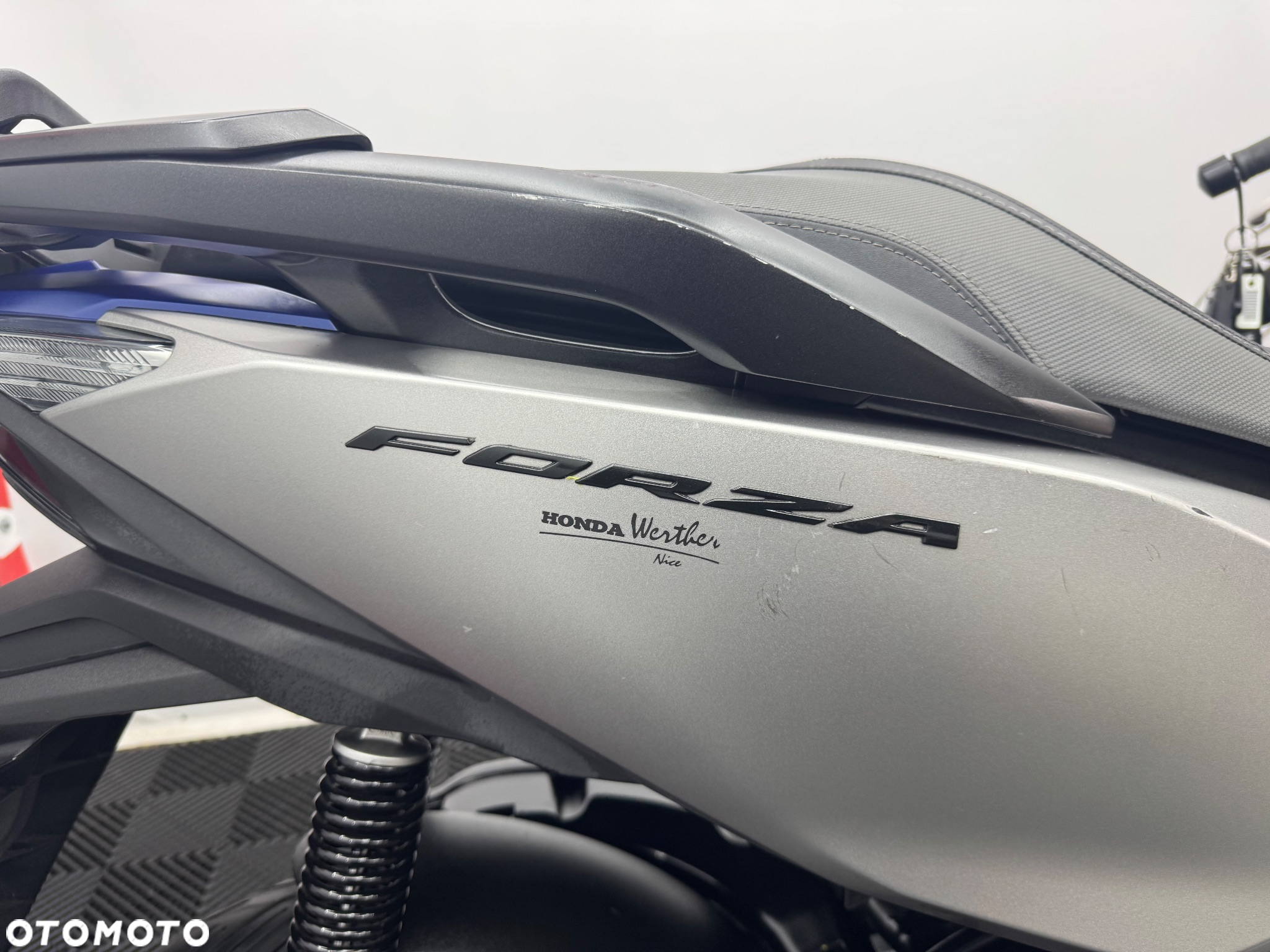 Honda NSS - 40