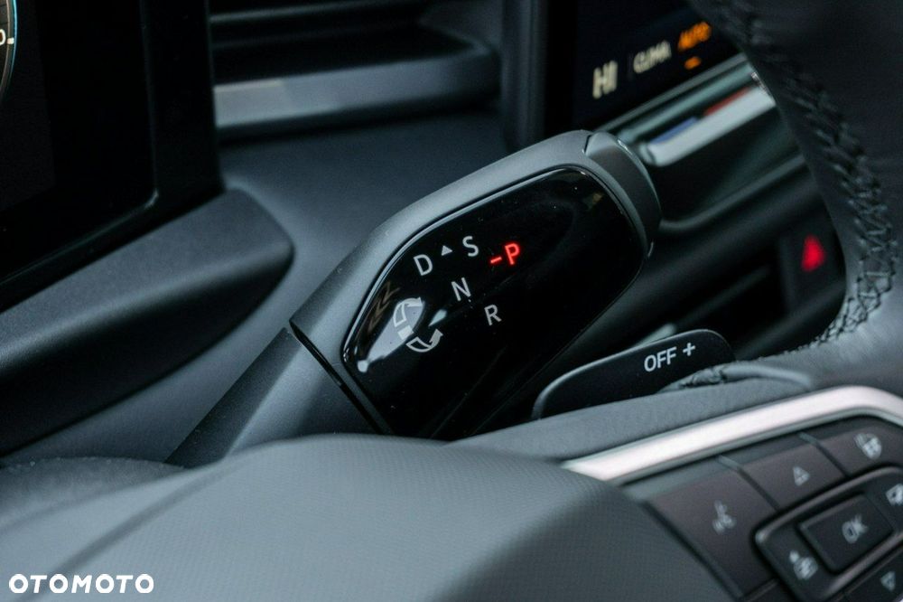 Volkswagen T-Roc - 14