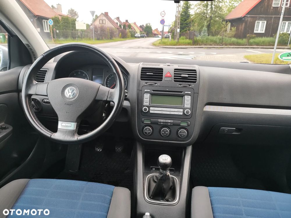 Volkswagen Golf 1.6 Tour Edition - 30