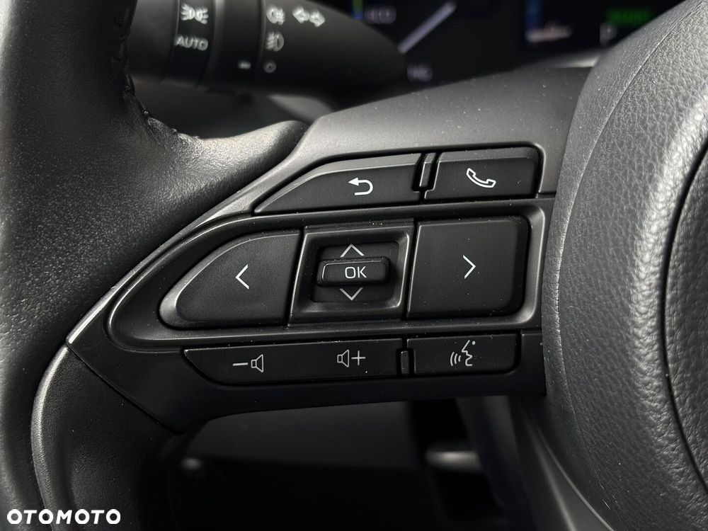 Toyota Yaris Cross Hybrid 1.5 Executive - 27