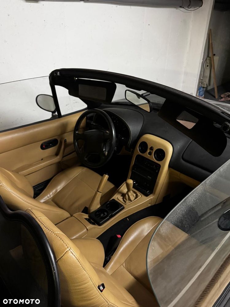 Mazda MX-5 1.6 - 6
