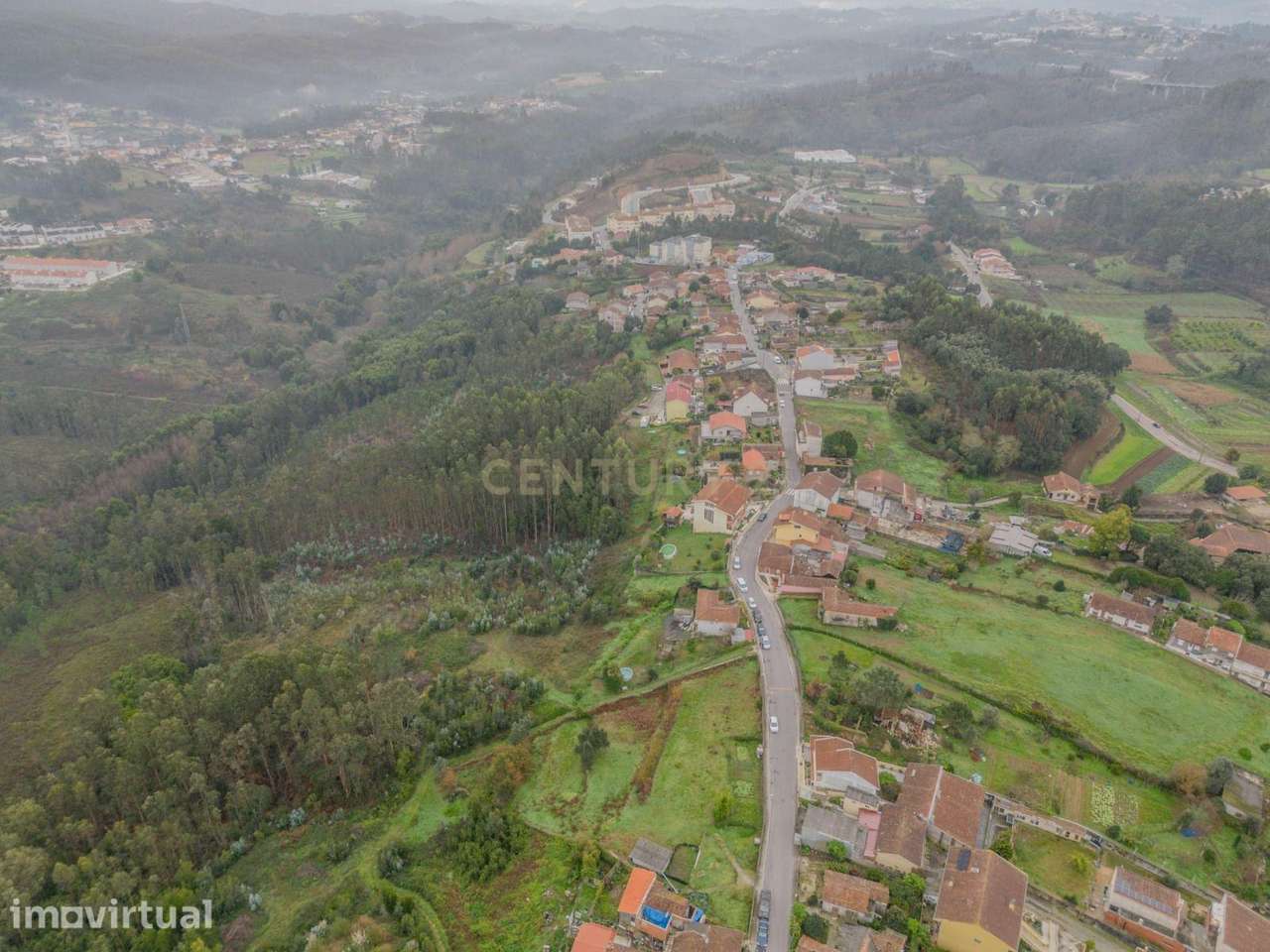 Terreno com capacidade construtiva de moradias uni/bifamiliares, em Sã - Grande imagem: 4/10