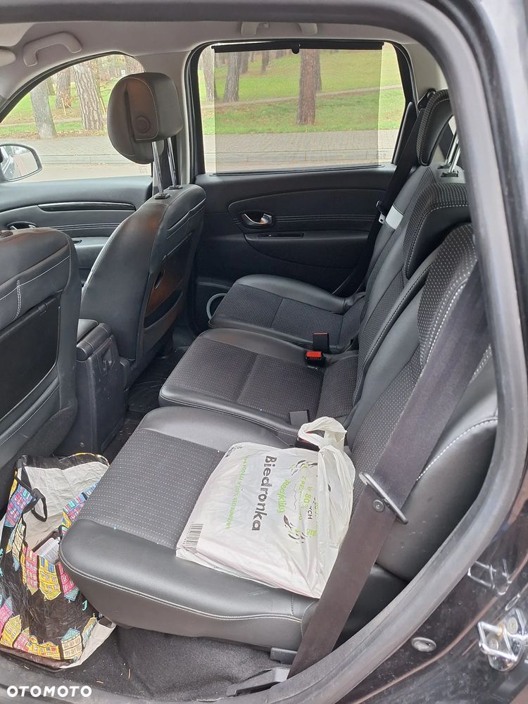 Renault Scenic - 5