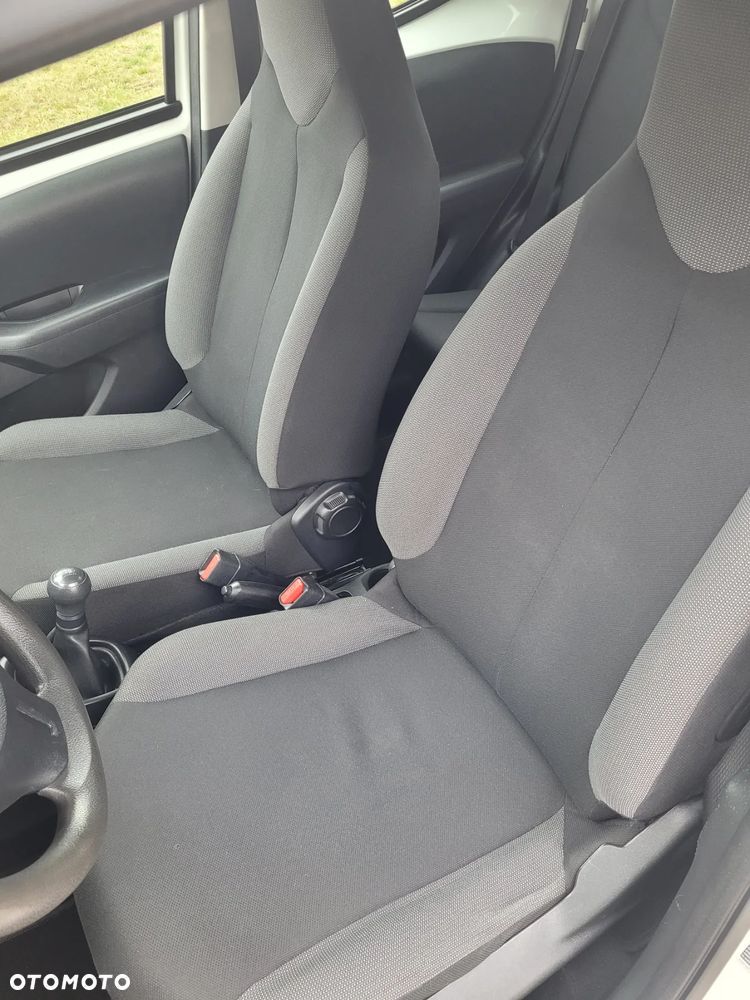 Toyota Aygo x-trend - 19