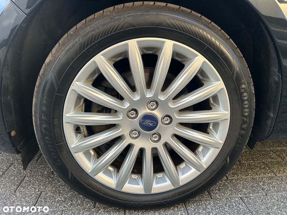 Ford Mondeo 2.0 T Titanium X - 37