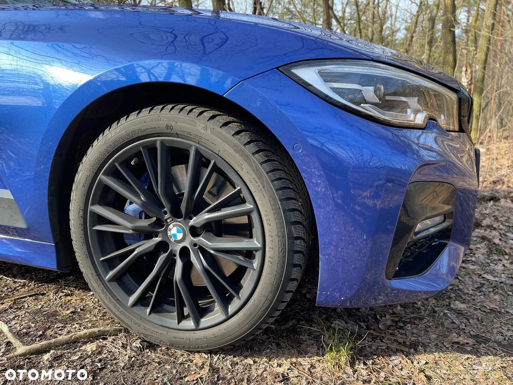 BMW Seria 3 330i xDrive M Sport sport - 12