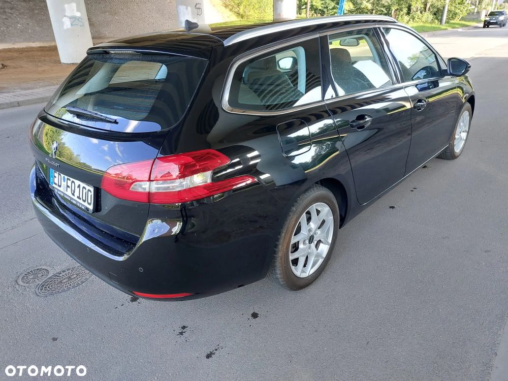 Peugeot 308 BlueHDi 130 EAT8 Black Edition - 9