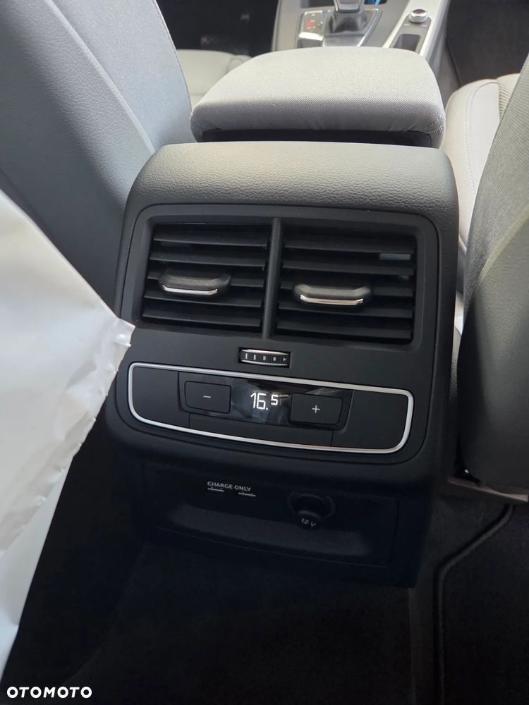 Audi A4 - 8