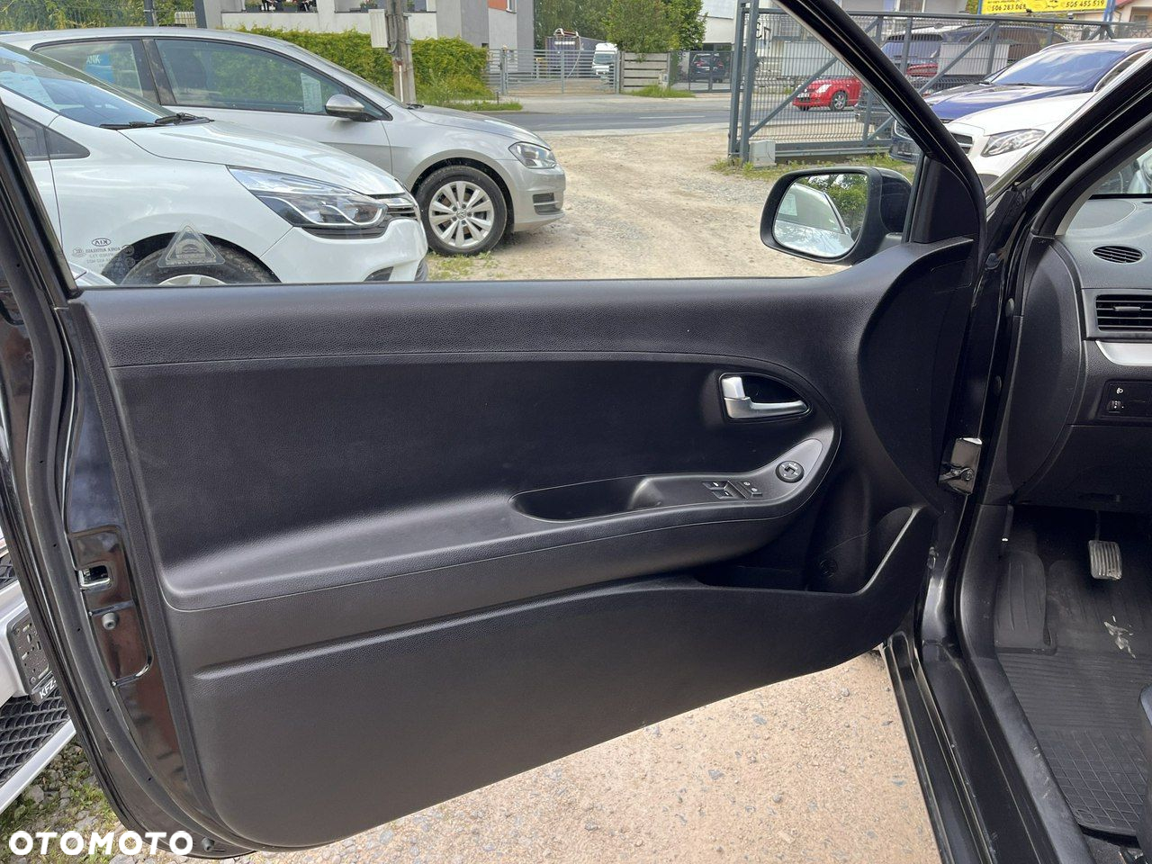 Kia Picanto - 13