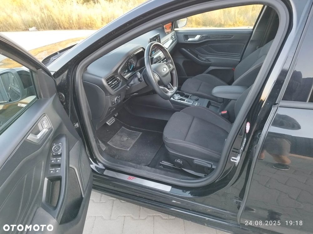 Ford Focus 1.0 EcoBoost ST-Line ASS PowerShift - 9