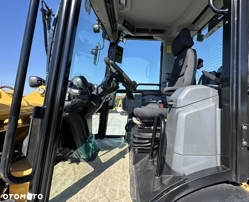 Caterpillar 906 ŁADOWARKA FABRYCZNIE NOWA ! JESTEŚMY AUTORYZOWANYM DEALEREM NOWYCH MASZYN MARKI CATERPILLAR ! - 23