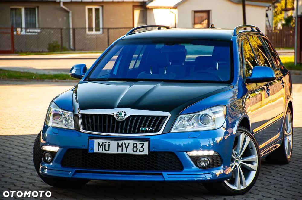 Skoda Octavia 2.0 TSI RS - 11