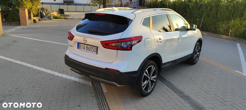 Nissan Qashqai 1.2 DIG-T N-Connecta EU6 - 3