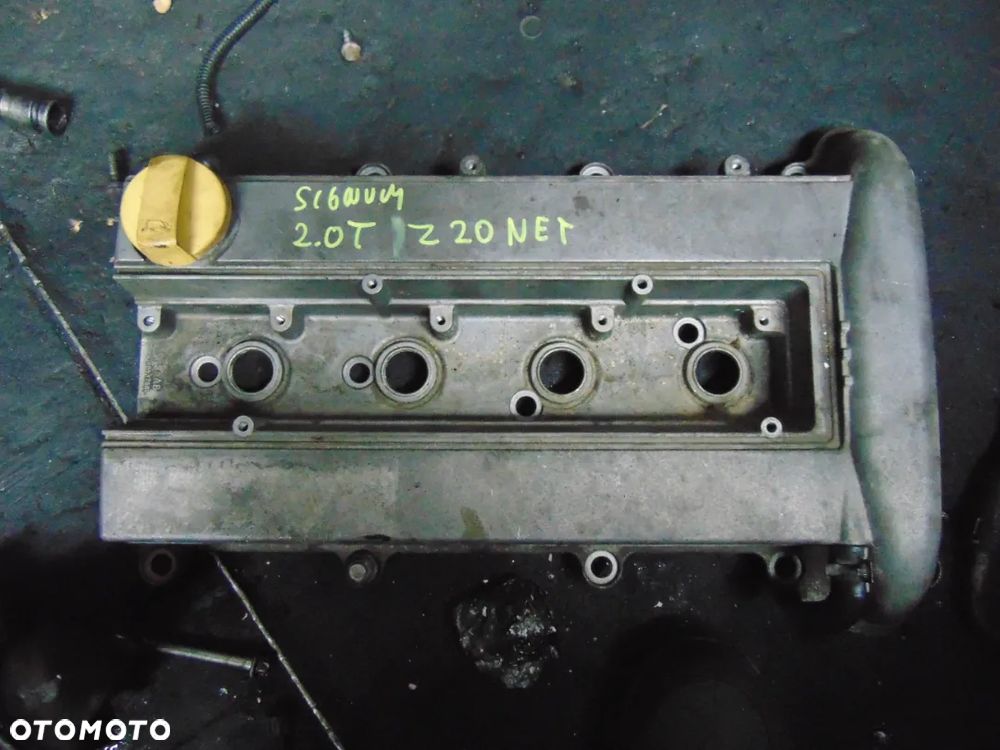 Pokrywa zaworów Opel Signum 2,0 Turbo - 1