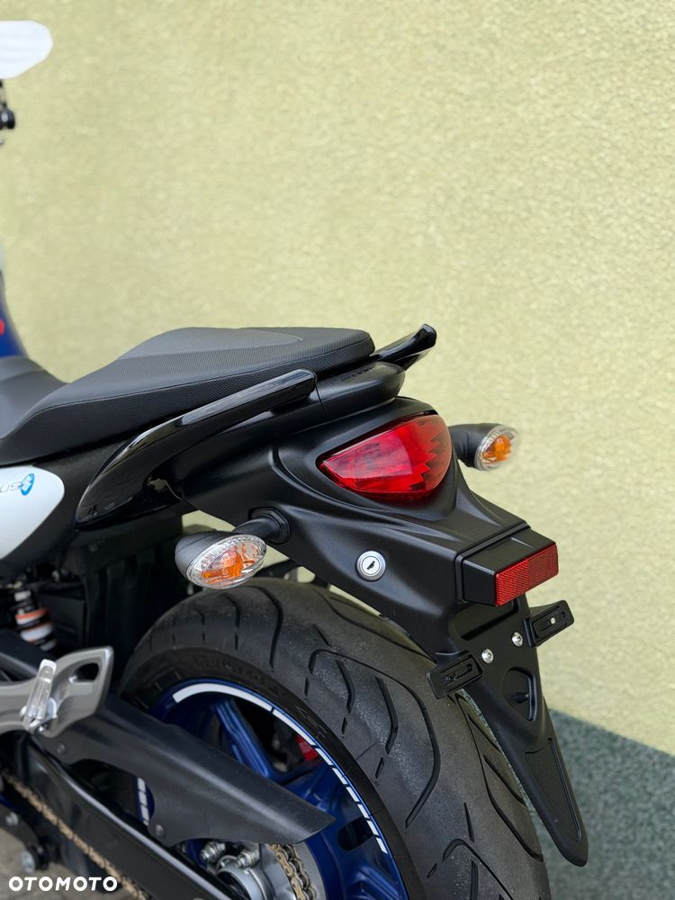 Suzuki Gladius - 20