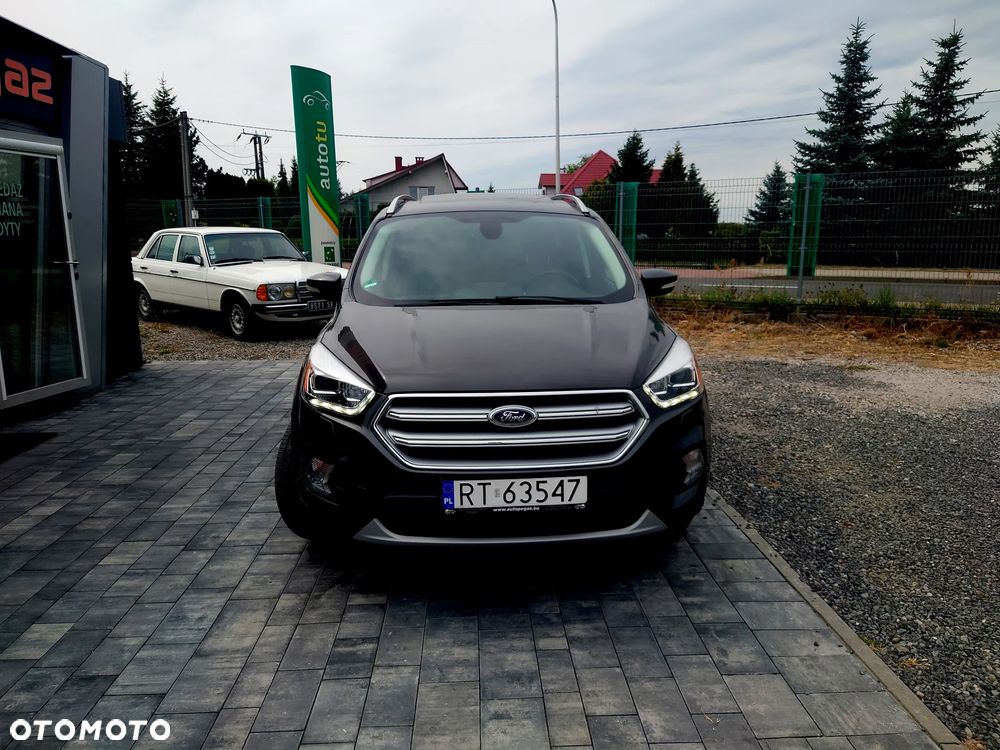 Ford Kuga 2.0 TDCi 2x4 Titanium - 10