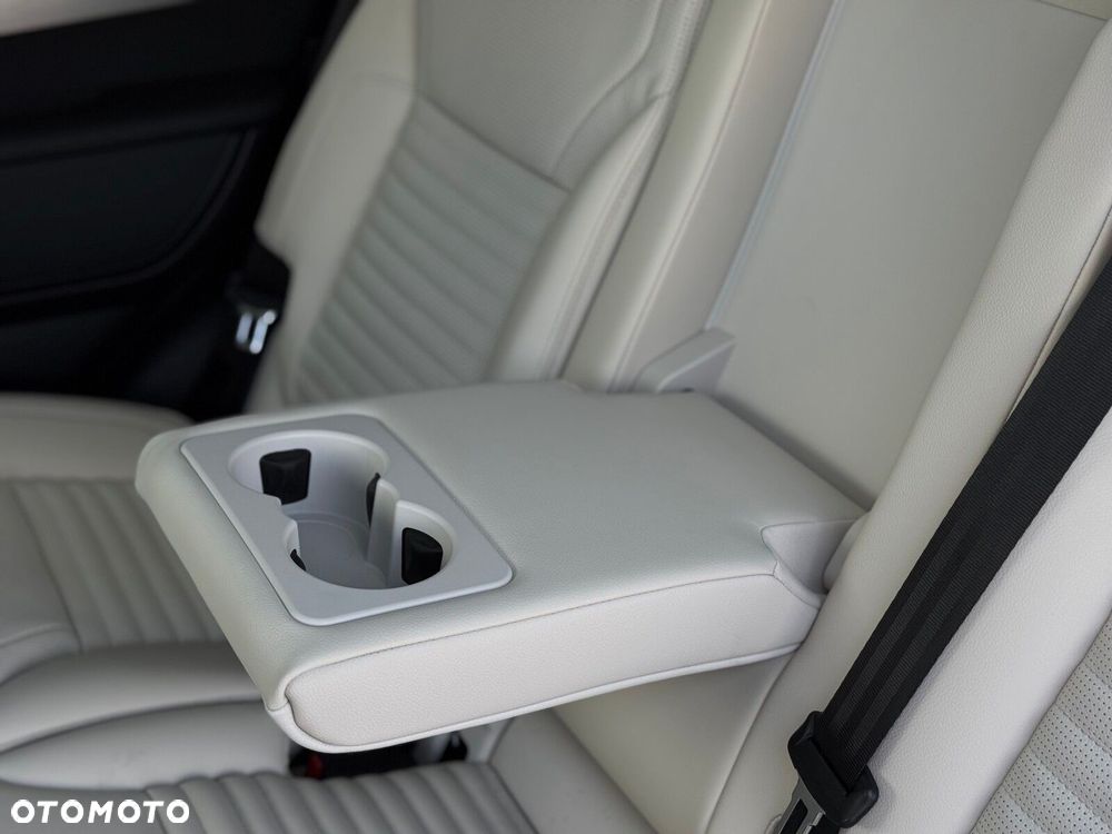 Land Rover Discovery - 34