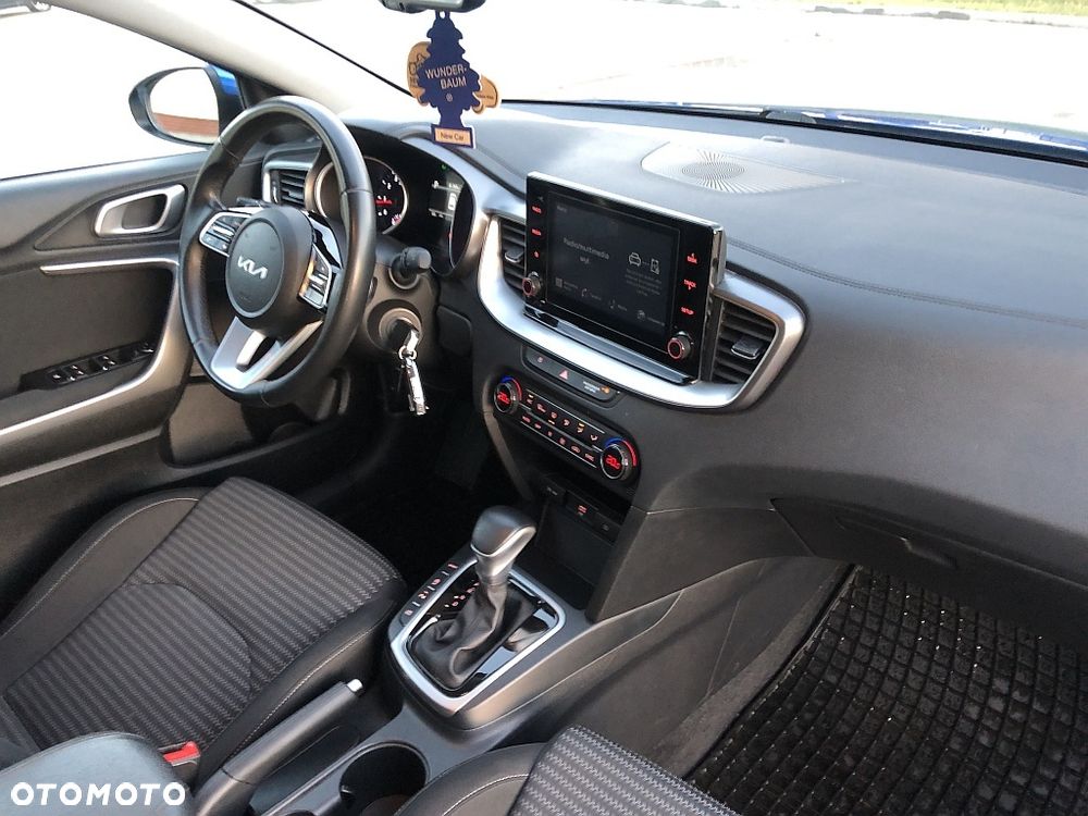 Kia Ceed 1.5 T-GDI L Business Line DCT - 31