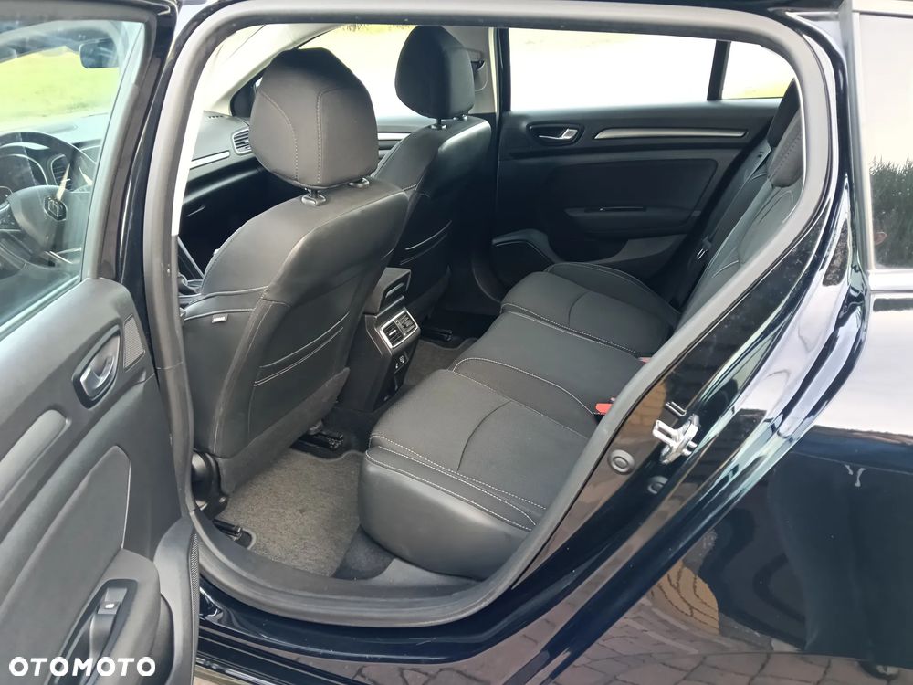 Renault Megane TCe 140 GPF EDC BUSINESS EDITION - 14