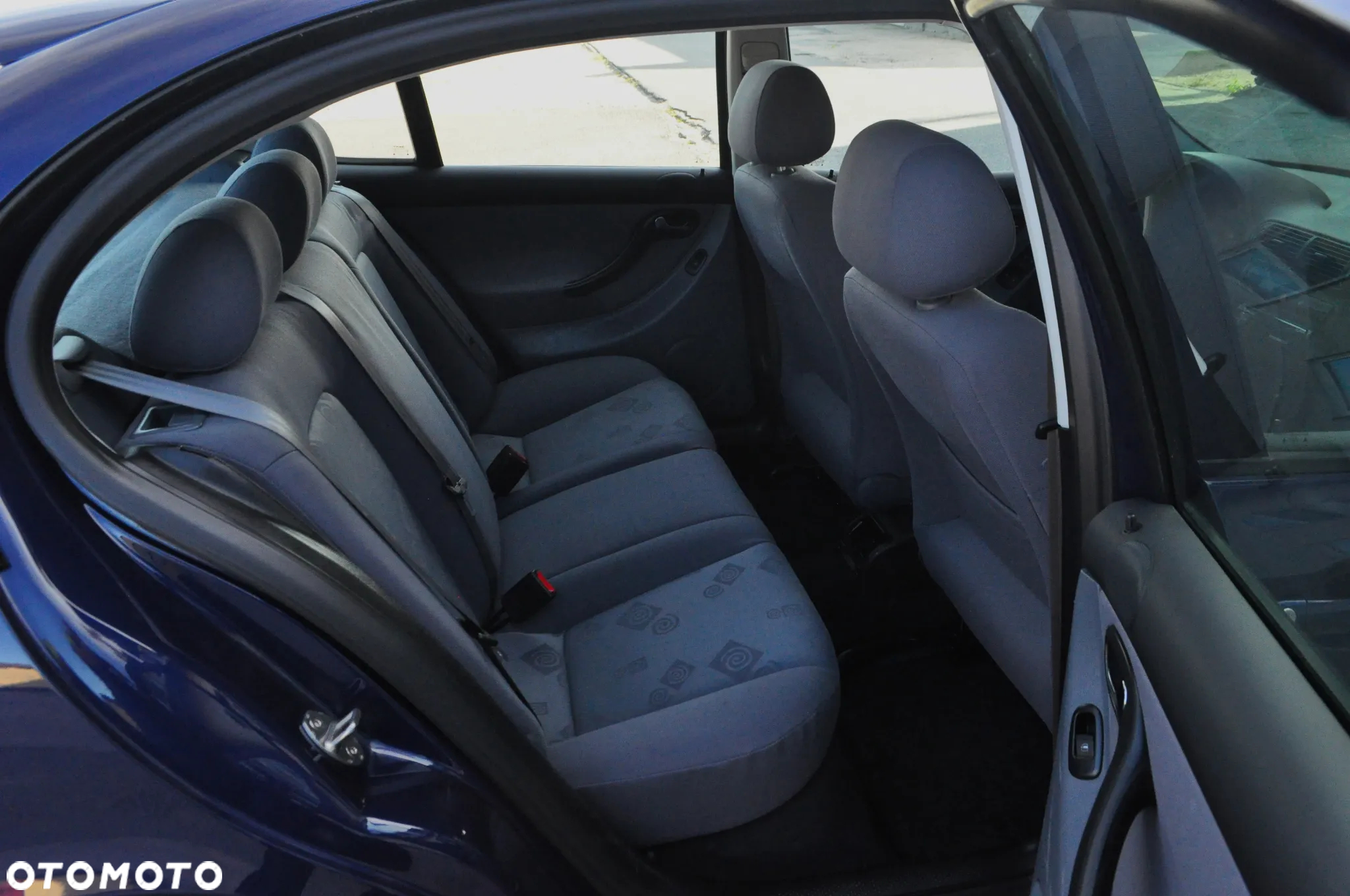 Seat Leon 1.6 Signo - 24