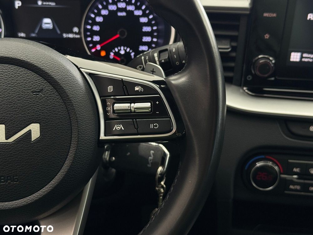 Kia Ceed 1.5 T-GDI M DCT - 23