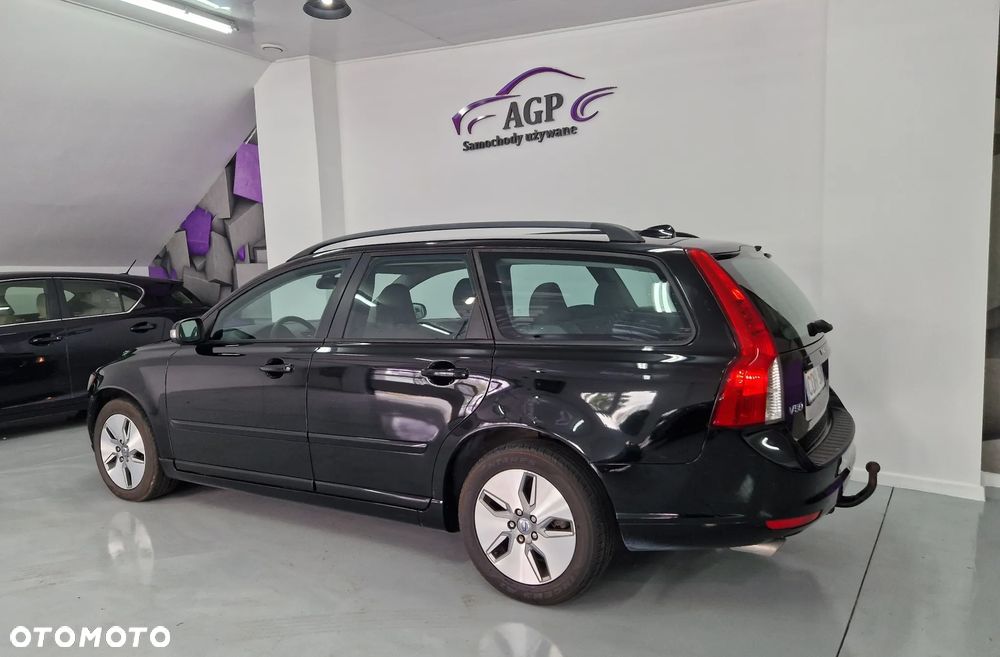 Volvo V50 D5 - 10