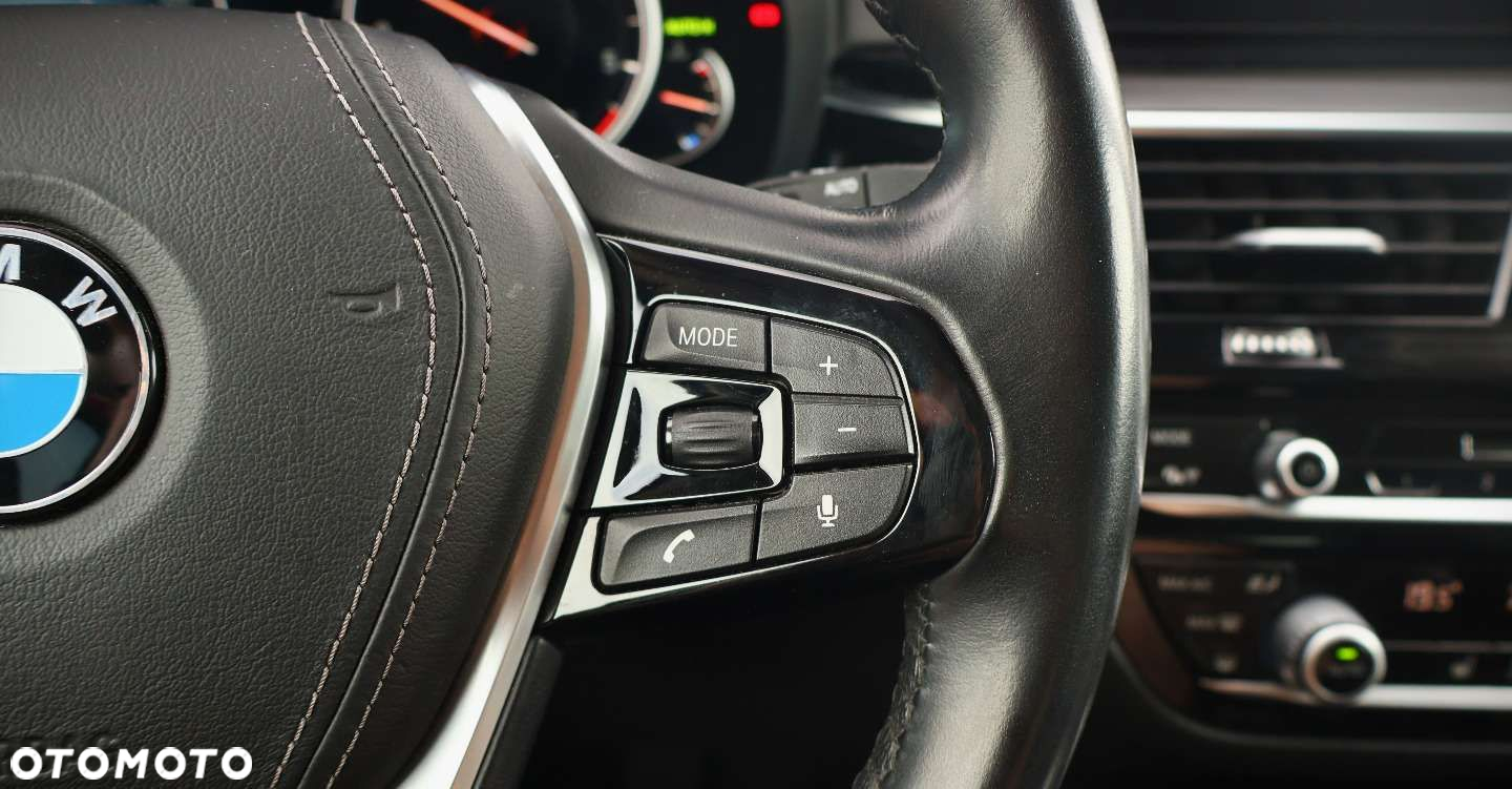 BMW Seria 5 - 28