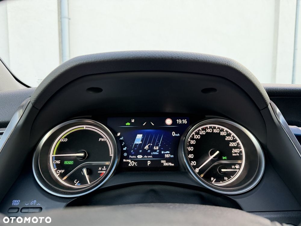 Toyota Camry 2.5 Hybrid Comfort CVT - 35