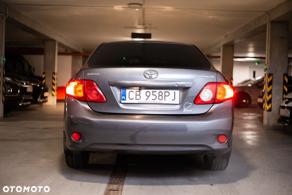 Toyota Corolla 1.6 VVT-i Sol Start - 9