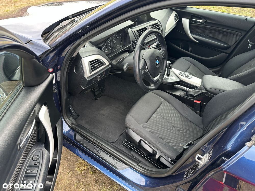 BMW Seria 1 116i - 8