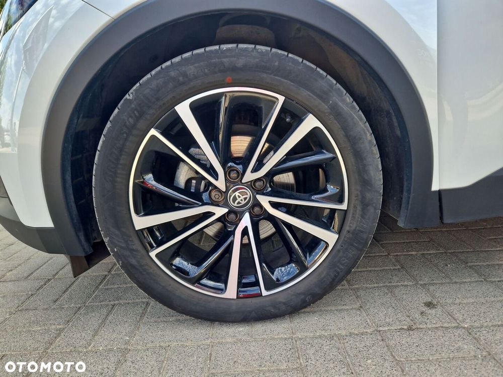Toyota C-HR - 23